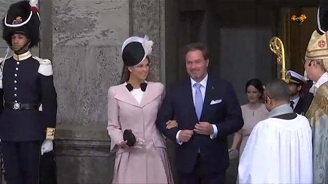 Prinsessan Madeleine: "Frukosten flyger överallt" смотреть онлайн