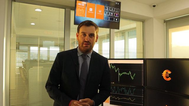 Китай избавляется от долларов! | AMarkets смотреть онлайн