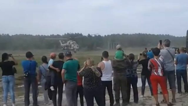 Как взлетают вертолёты АРМИЯ 2019 /// #АРМИЯ_2019 #ВЕРТОЛЁТЫ смотреть онлайн