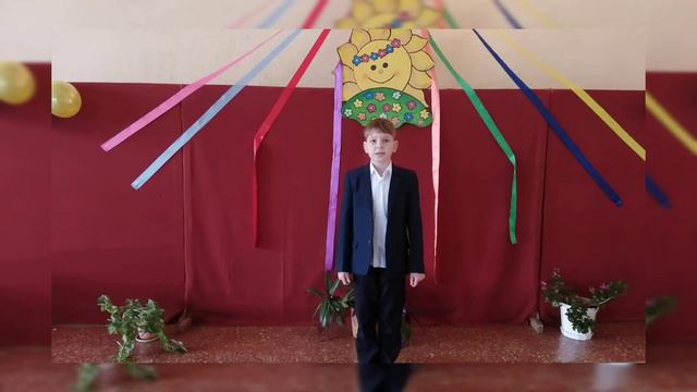 Шестерин Денис Стихотворение С международным Женским днём смотреть онлайн