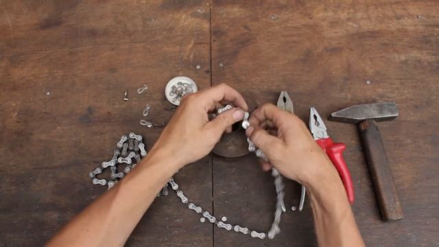 КАК СНЯТЬ И ЗАСТЕГНУТЬ ЗАМОК ЦЕПИ. КАК СНЯТЬ ЦЕПЬ С ВЕЛОСИПЕДА. Замки цепи с ALIExpress смотреть онлайн