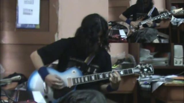 The Smiths - Some girls are bigger than others Guitar Cover смотреть онлайн