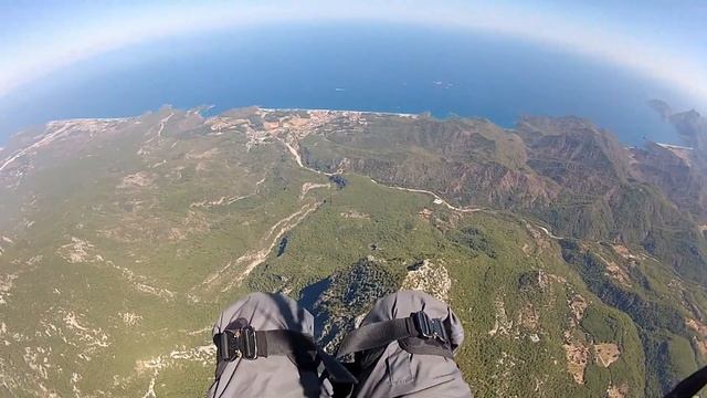 Как я прыгнул со скалы с парашютом. Поборол свою фобию высоты. смотреть онлайн