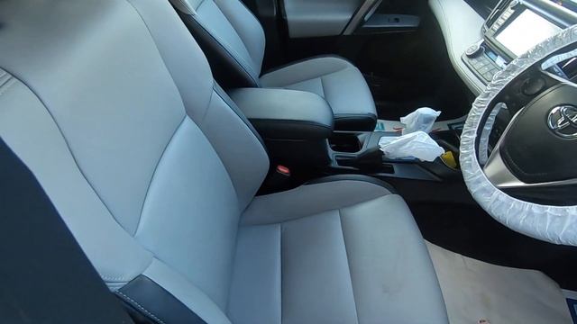 Toyota RAV 4 - YT17RRU смотреть онлайн