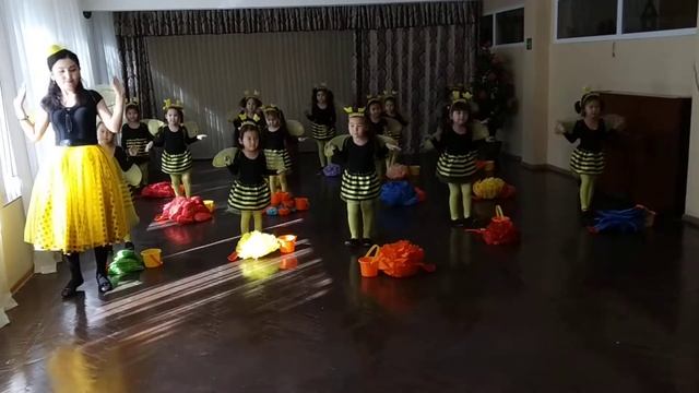 Танец "Пчелки" гран-при смотреть онлайн