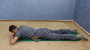 14 упражнение  Сгибание ног в коленях, лёжа на животе