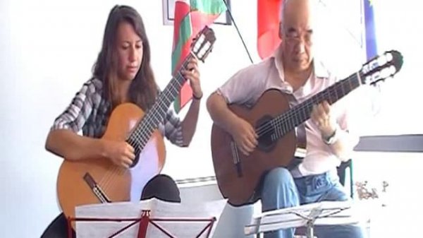 El forastero-Milonga (C.Rizzuti) by F. Larregaray & T. Iwagami