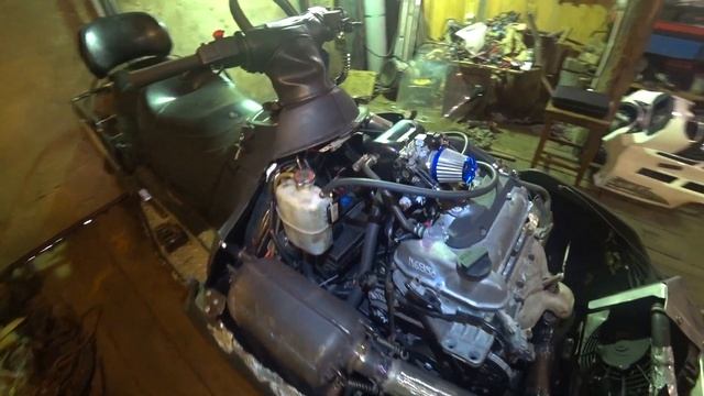 Снегоход Lynx Yeti Pro Army с двигателем Suzuki K6A (1)