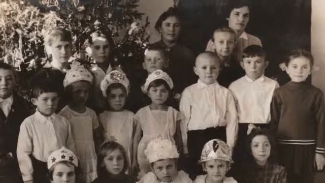 Зимние встречи 002 Наша первая новогодняя ёлка смотреть онлайн