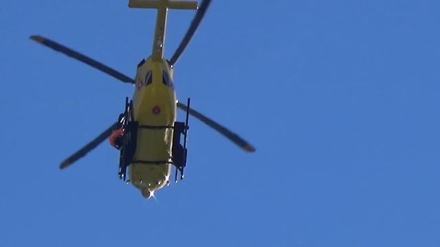 29.12.2018.Bormio.Ciuk.Бормио.Горнолыжная тусовка в баре. смотреть онлайн