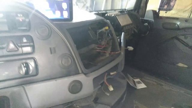 Мерседес Актрос 4144к. Сороконожка. Ремонт часть 115 смотреть онлайн