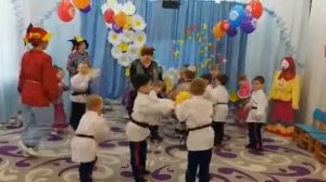 Хороводная игра  "Блин-Блинок"