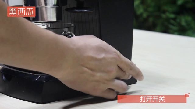 Delonghi EC146 Pump Coffee Machine 半自动咖啡机 卡布咖啡制作 смотреть онлайн