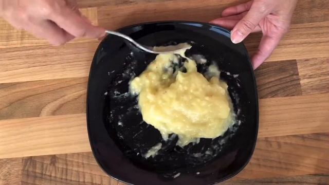 No Cooking : Banana Purée Blend with Hand VS Blend with Blender - Baby Food from 6-9 months смотреть онлайн
