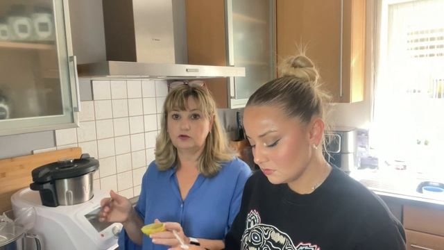 Сделала себе подарок,новая швабра?пока есть работа,работаю,начинаю шить костюм на фигурное катание смотреть онлайн