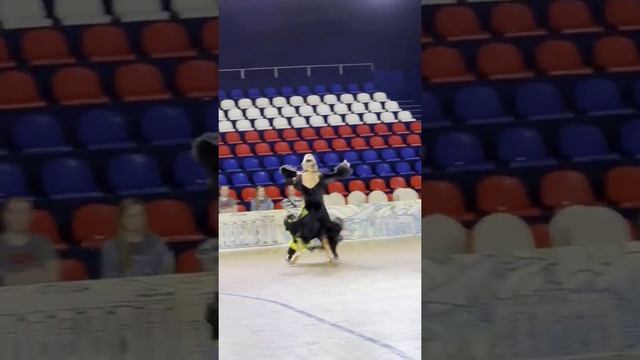 Алексей и Полина - Квикстеп смотреть онлайн