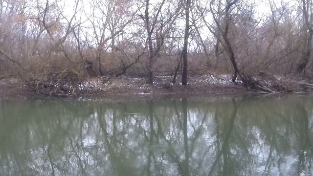 Рыбалка зимой с берега! Рыбалка в ручью!!! смотреть онлайн