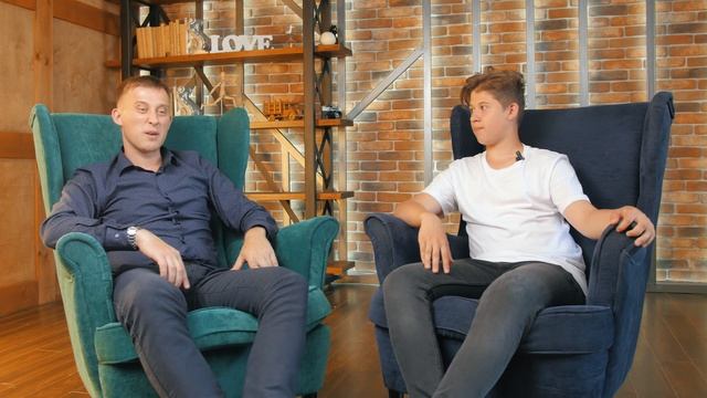 Что думают дети, по поводу введения в школы школьной формы? смотреть онлайн