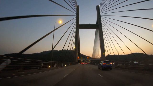 【Drive in Hong Kong 4K】Kwai Chung Cargo Terminal - Tung Chung | 葵涌貨櫃碼頭 - 東涌 | ASMR | Mar 2023 смотреть онлайн