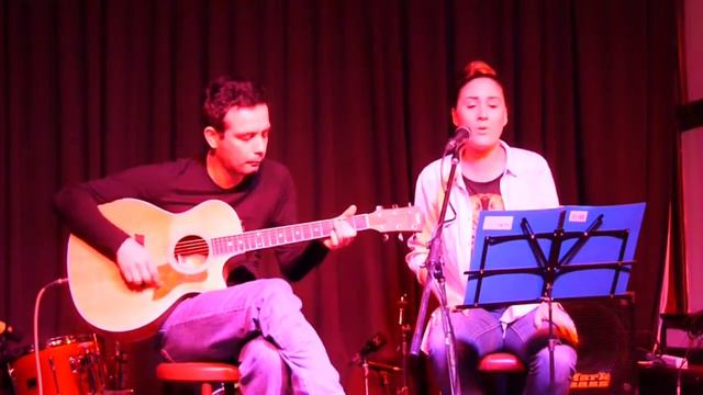 Pink - Who Knew (acoustic cover - live in Newtown) смотреть онлайн