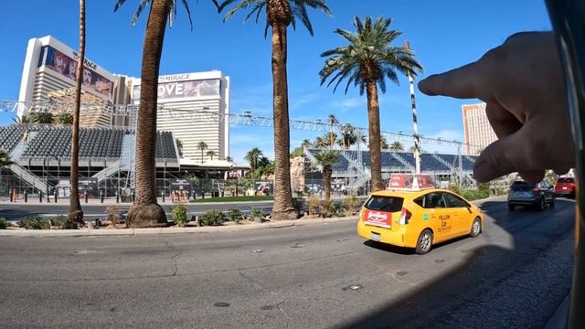 LOOK! What Happened to The Las Vegas Strip The F1 Shiii Show! смотреть онлайн