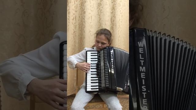 Петрова Аксинья «Кай, кай Ивана». Чув.нар.песня в обработке С. Григорьева смотреть онлайн
