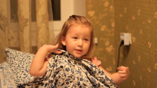 Расцветали яблони и груши...слушать до конца)
#катюша #детипоют #песняребенка смотреть онлайн