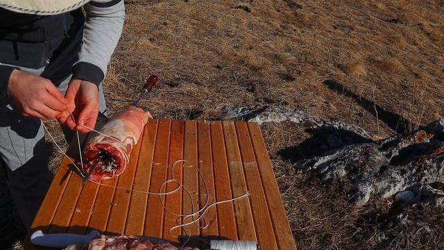 ВЫСОКОГОРНЫЙ мясной РУЛЕТ из БАРАНИНЫ и согревающий КОСТНЫЙ БУЛЬОН смотреть онлайн