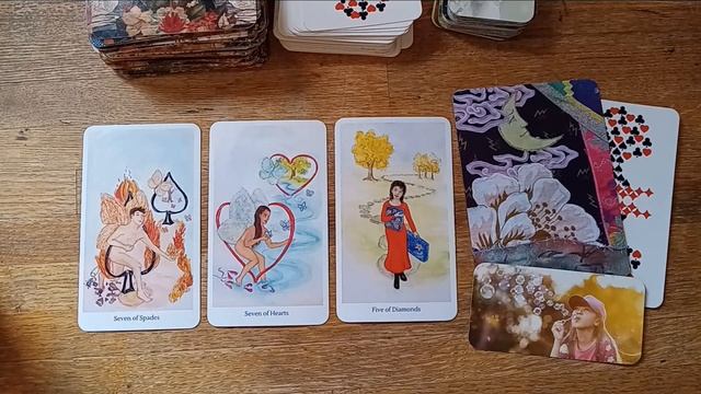10 - 1 EIGHT DIAMONDS DAY: DAILY PICK A CARD AND BIRTHDAY MESSAGE смотреть онлайн