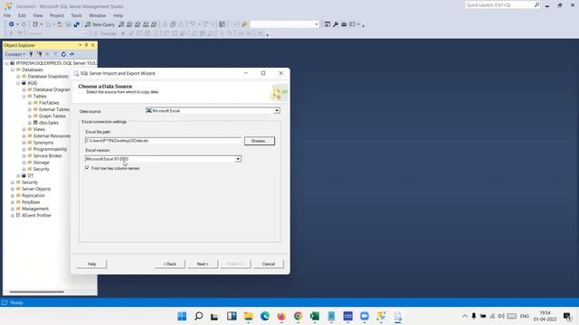 How to import data from an Excel file to a SQL Server database смотреть онлайн