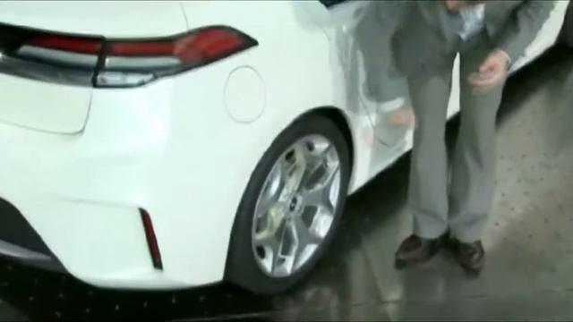 Opel Ampera - Design Walkaround смотреть онлайн
