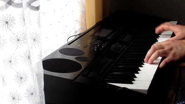DISCO на синтезаторе самоиграйке смотреть онлайн