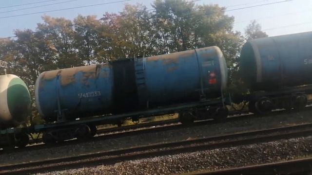 ВЛ10 925 Проезжает Мимо Станции Жихарево смотреть онлайн