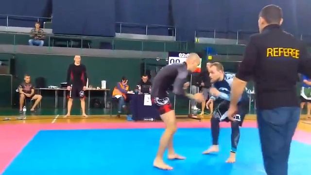 Куценко Игорь 85 5кг Чемпионат Киева с БЖЖ но ги 2бой смотреть онлайн