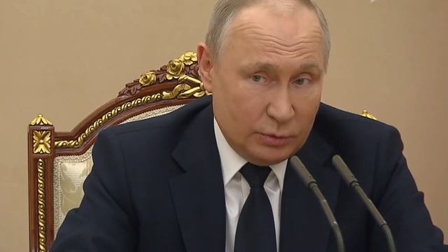 Владимир_Путин_заявил._У_нас_сотни_тысяч_радиоакционных_боеприпасов._HD 720p.mp4