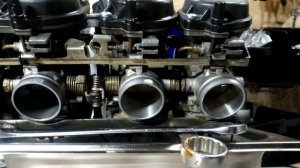 Так текут карбюраторы. Жесть в карбах бандита 400.