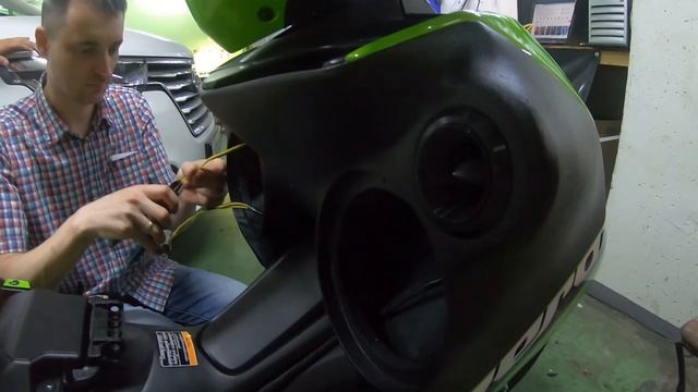 Музыка в мотороллер-мотоцикл Yamaha. Акустика фронт на Pride & Hertz. Сабвуфер Eton & Kicx. смотреть онлайн