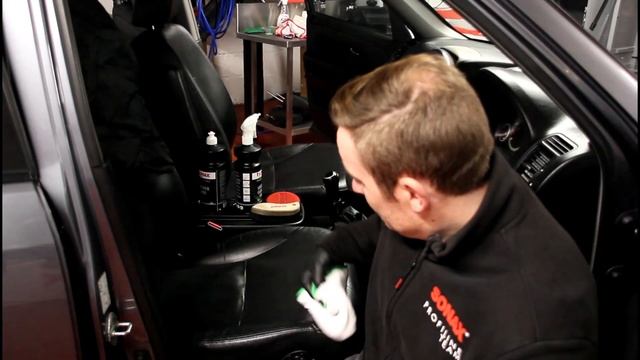 How to deep clean with SONAX leather Cleaner Foam! Simple 2 step! смотреть онлайн
