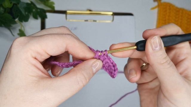 Вязание крючком для начинающих. Полустолбик с накидом. Простые виды столбиков. смотреть онлайн
