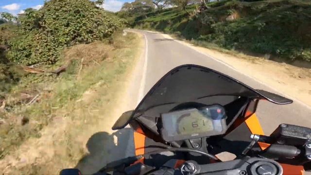 STUNTS ON KTM RC 200 MOTOGP EDITION ? || AsHu46 #stunts #rc200 смотреть онлайн
