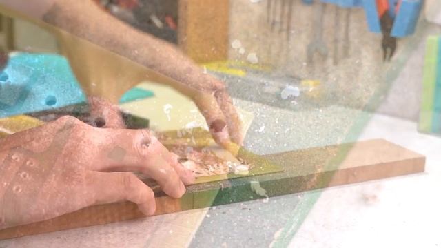 DIY 1kW Sine Wave Inverter (12V-220V - EGS002) смотреть онлайн