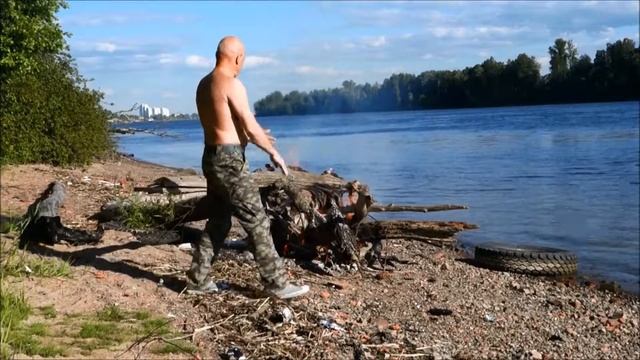 Чистка берега Невы! смотреть онлайн