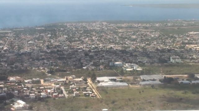 Приземление в Доминикане La Romana Airport смотреть онлайн