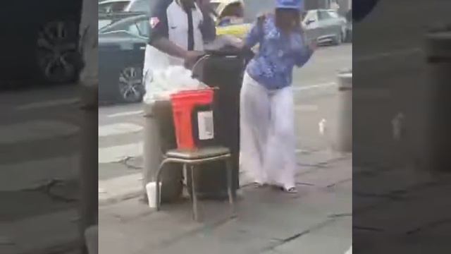 Bern Nadette Stanis having a Good Time смотреть онлайн
