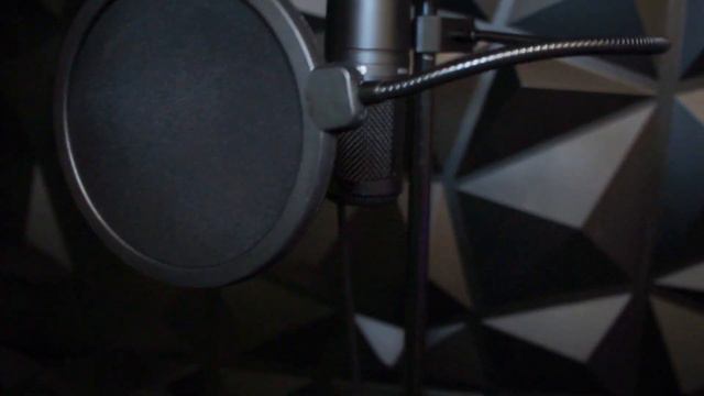 Setting up a small recording studio смотреть онлайн