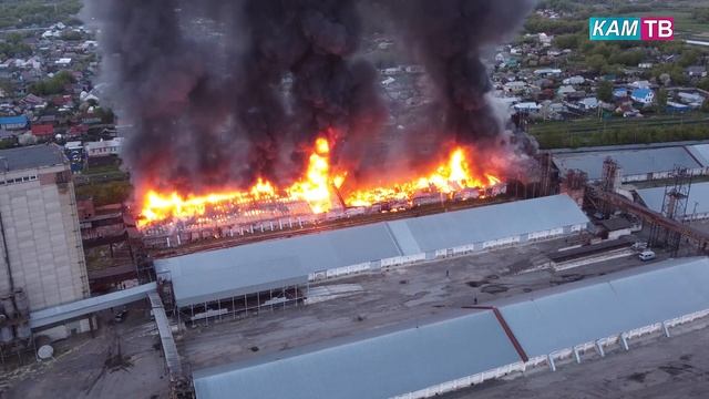 Этот пожар было видно из любого места Каменки смотреть онлайн