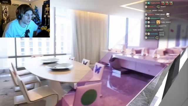 xQc Reacts to $1 vs $1,000,000 Hotel Room! | MrBeast смотреть онлайн