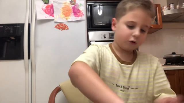 Котик открывает набор для рисования смотреть онлайн