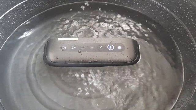 Dancing Tribit Xsound Mega Waterproof testing.. смотреть онлайн