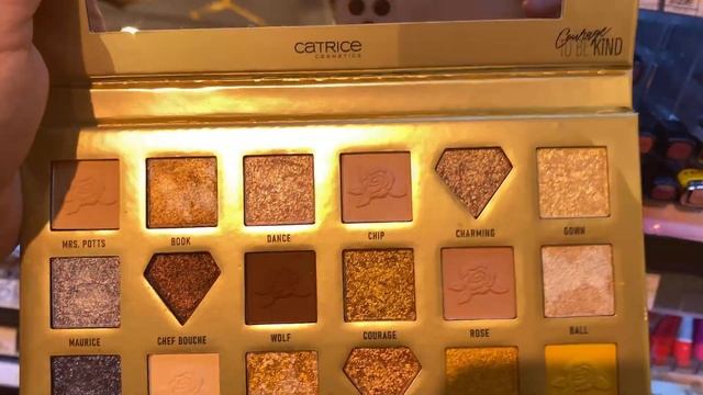 Лимитированная коллекция essence с Disney/Закончился отпуск/Зыринг влог/Покупки из Золотого яблока смотреть онлайн